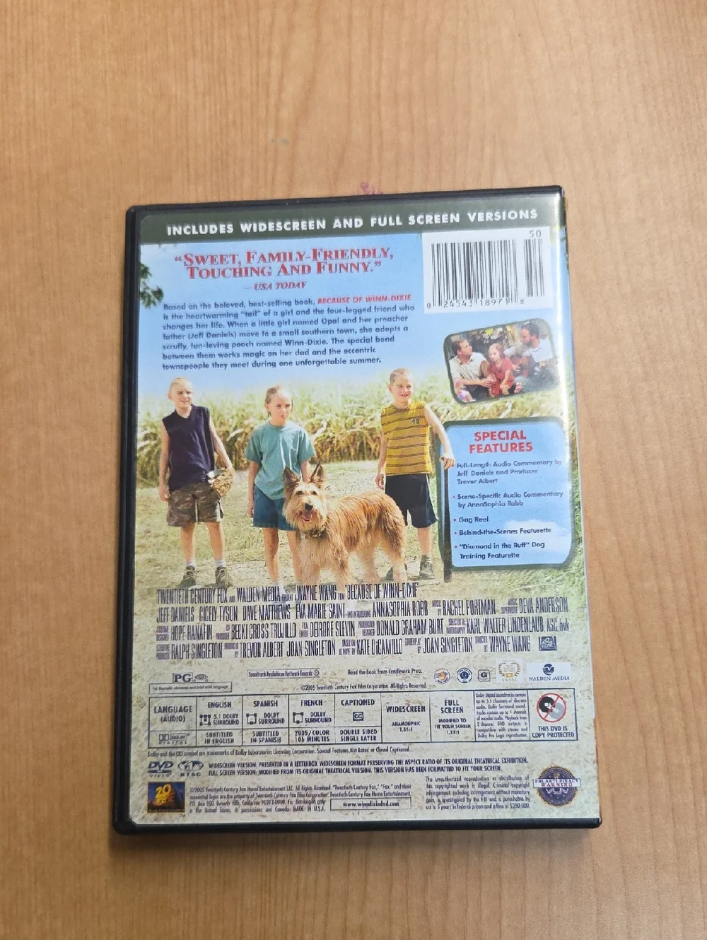 Lassie Dvd And Dvd‎ And Audio Cassette Of Because Of Winn Dixie